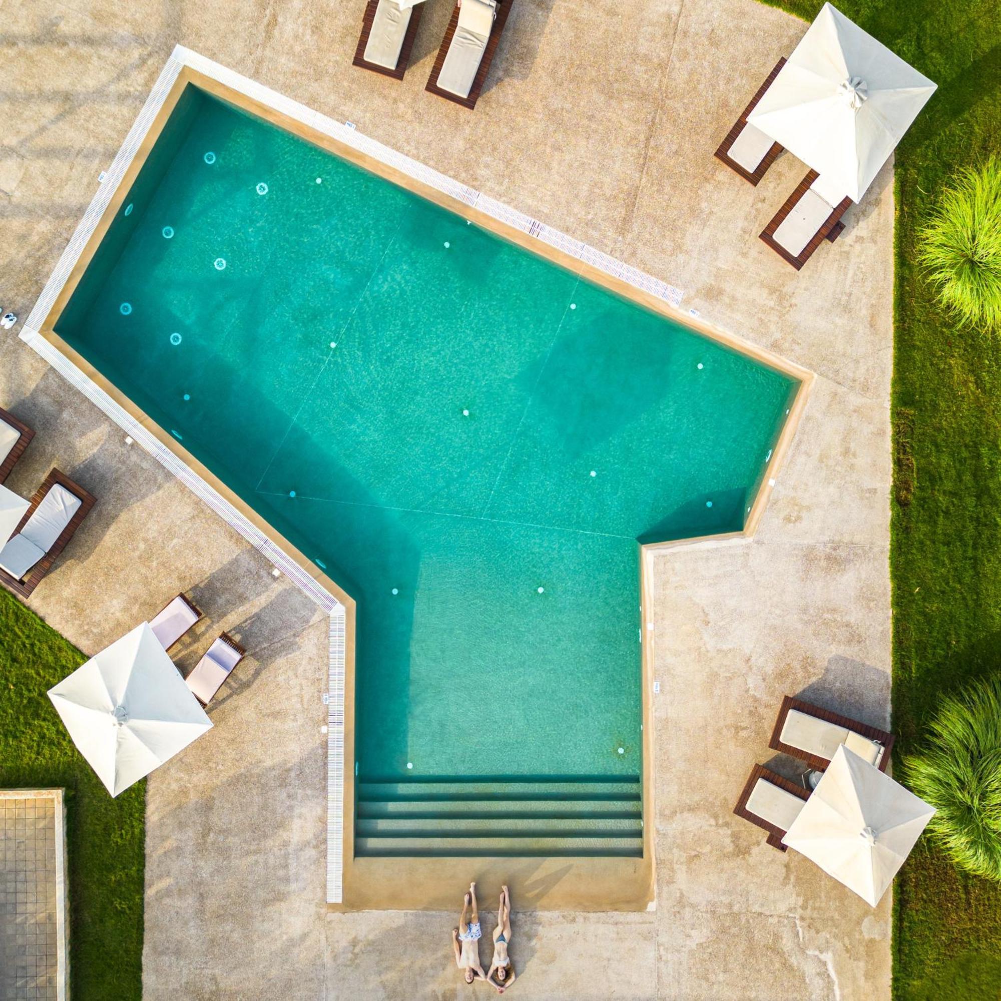 מרתופוליס Callisto Seaside Homes & Suites מראה חיצוני תמונה