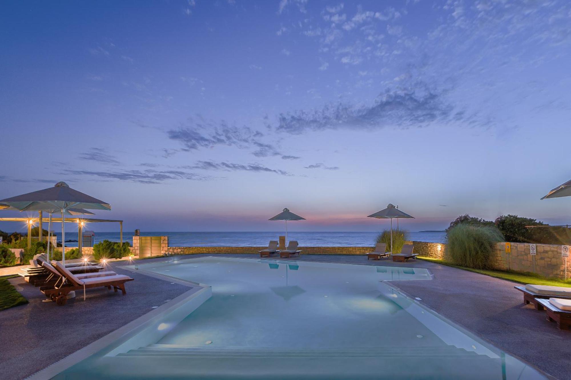 מרתופוליס Callisto Seaside Homes & Suites מראה חיצוני תמונה