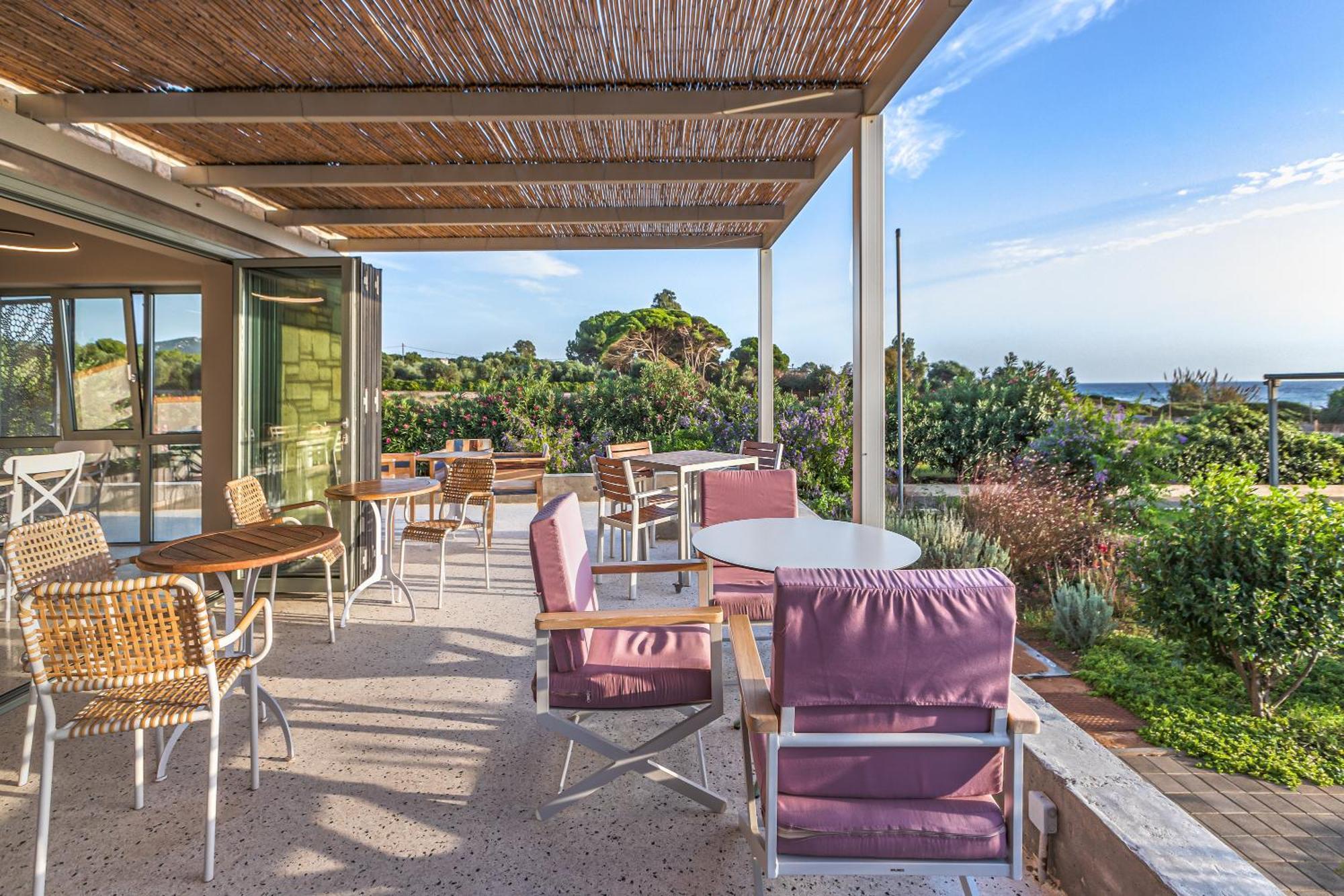 מרתופוליס Callisto Seaside Homes & Suites מראה חיצוני תמונה
