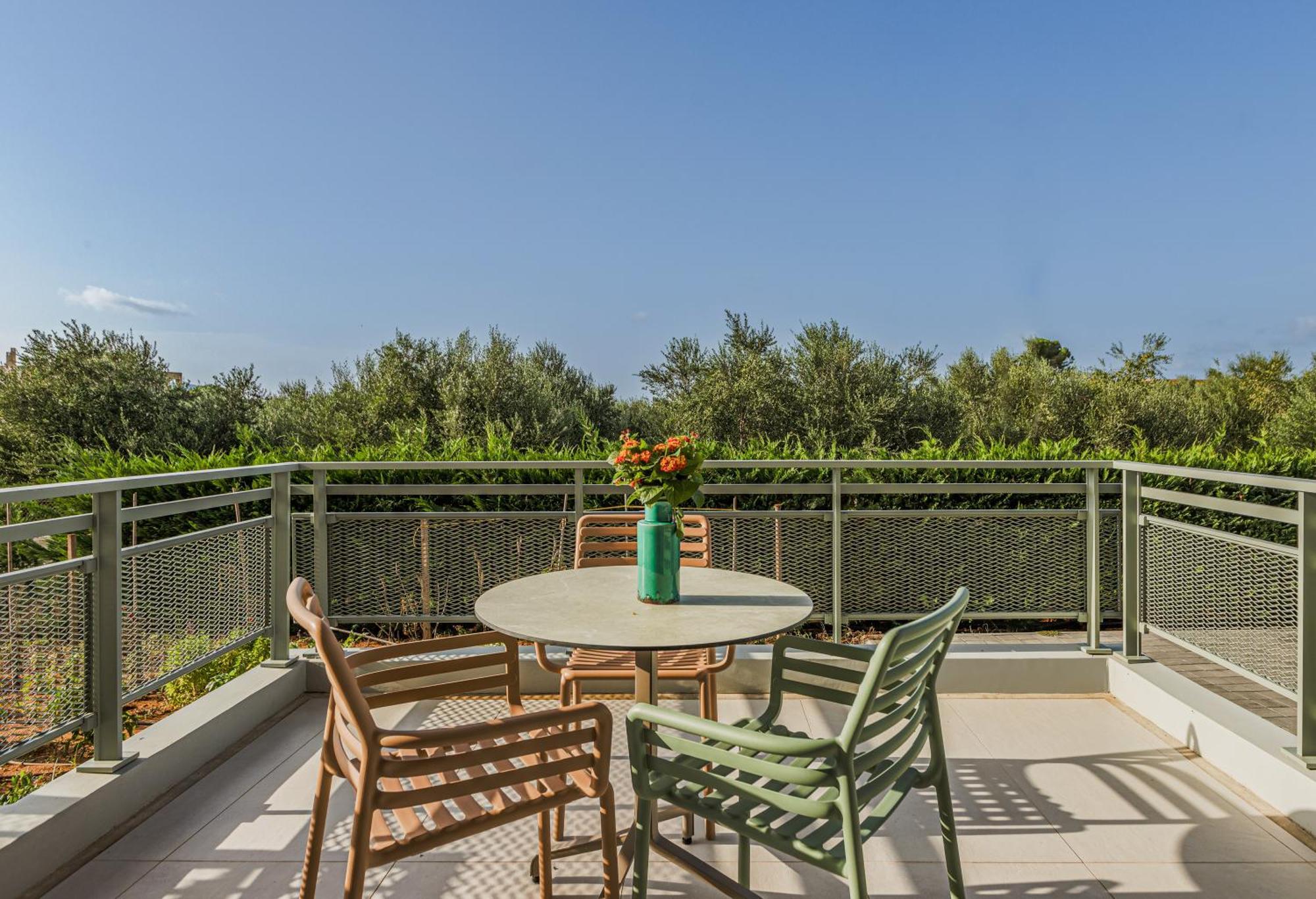 מרתופוליס Callisto Seaside Homes & Suites מראה חיצוני תמונה