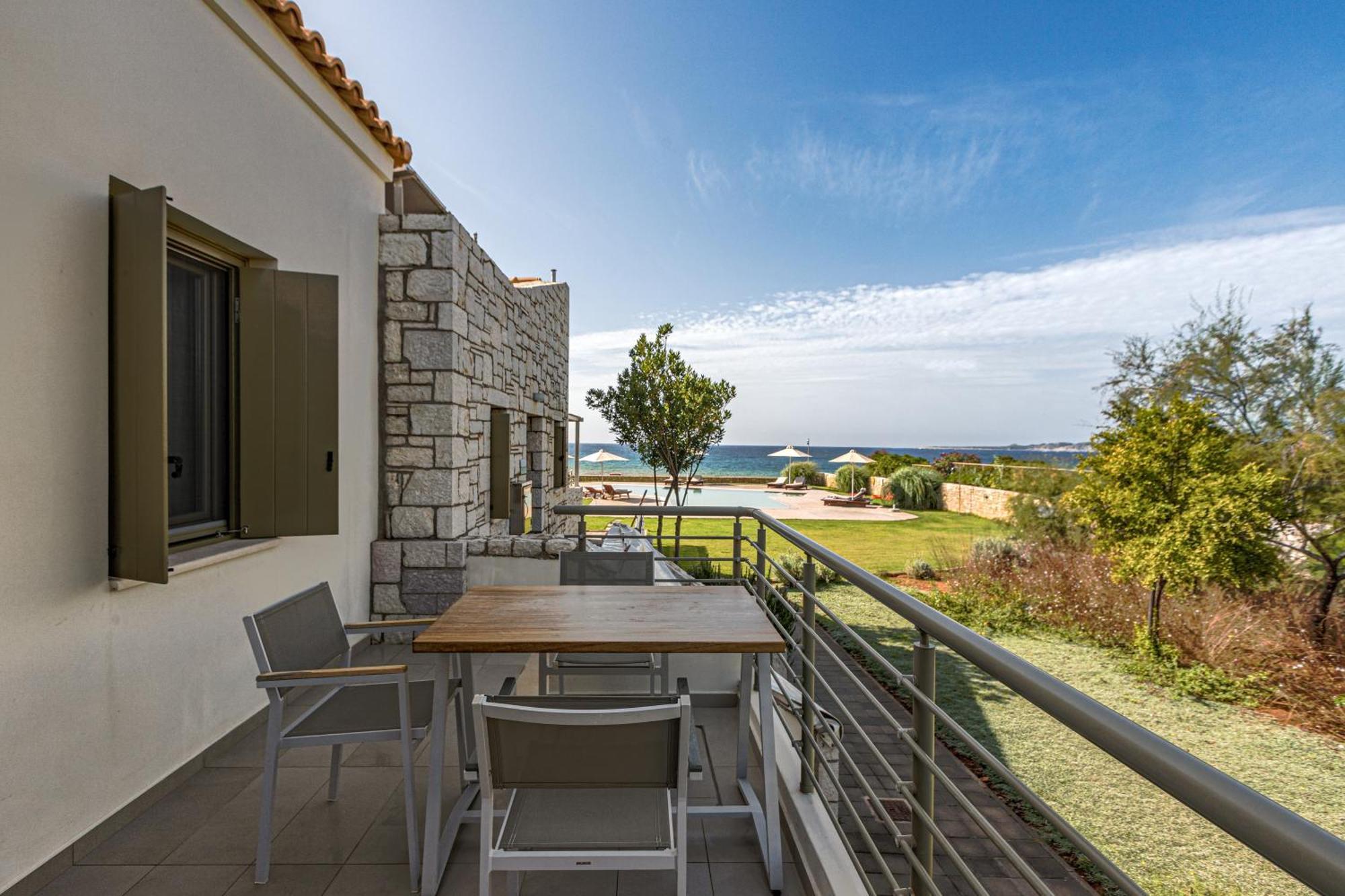 מרתופוליס Callisto Seaside Homes & Suites מראה חיצוני תמונה