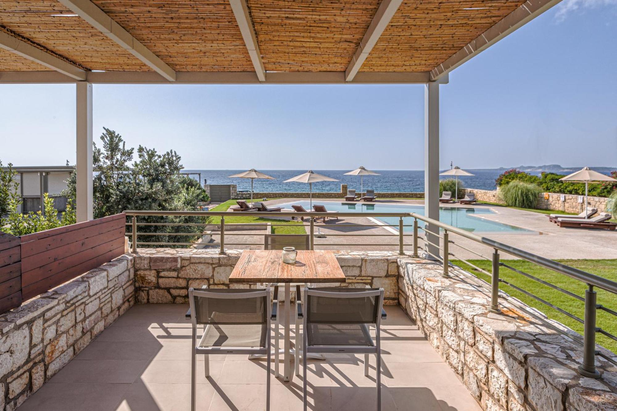 מרתופוליס Callisto Seaside Homes & Suites מראה חיצוני תמונה